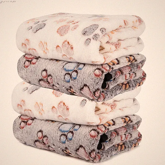 4Pcs Warm Pet Mat Small Paw Print Cat Dog Puppy Fleece Soft Blanket Bed Cushion
