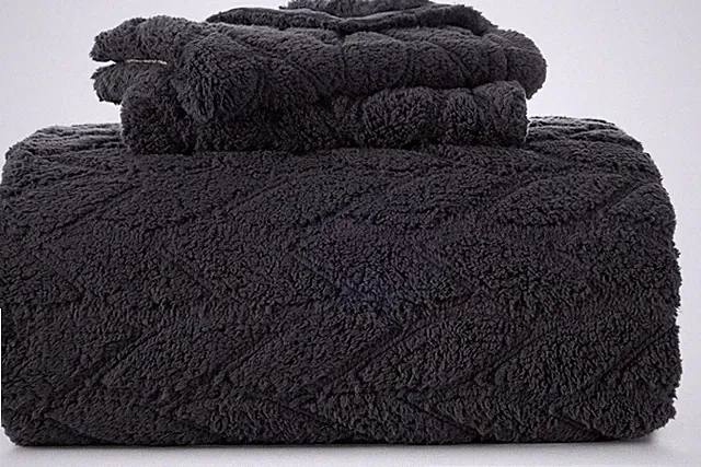 Berkshire Sherpa & Velvetloft Comforter Set Full/Queen, Luxuriously Warm Fleece