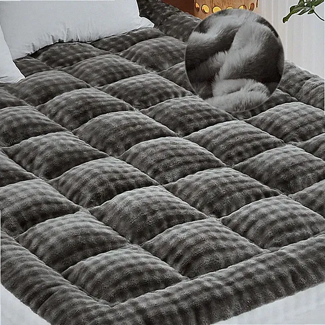 California King Mattress Topper, Fleece Bubble Mattress Pad for Back Pain wit...