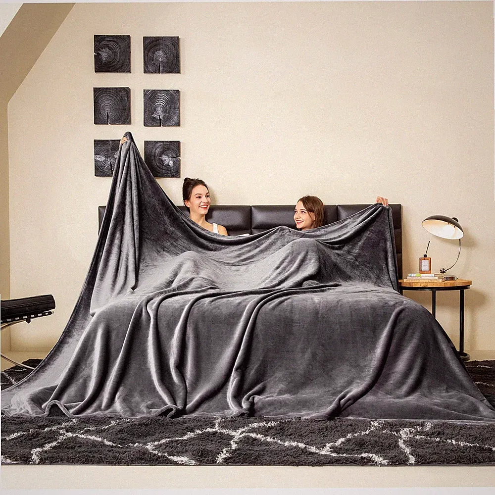 King size grey fleece blanket 120x138
