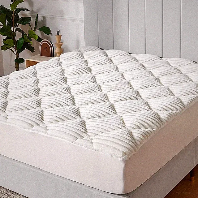 Novilla Fleece Mattress Topper Queen, Warm Sherpa Mattress Pad, Cloud-Like So...