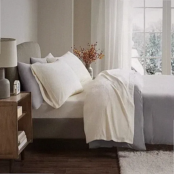 Sleep Philosophy True North Queen Plush Sheet Set Soft Fleece Deep Pocket Ivory