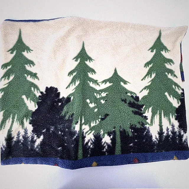 Vintage Pair of Standard Fleece Pillow Shams Woodsy Rustic Cabin Wolf Theme